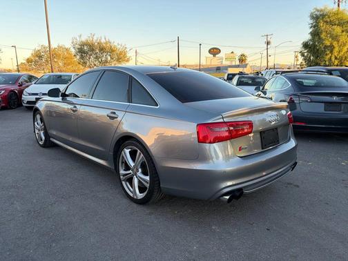 2013 Audi S6 4.0T Prestige