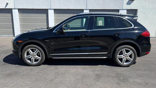 Black 2013 Porsche Cayenne Diesel
