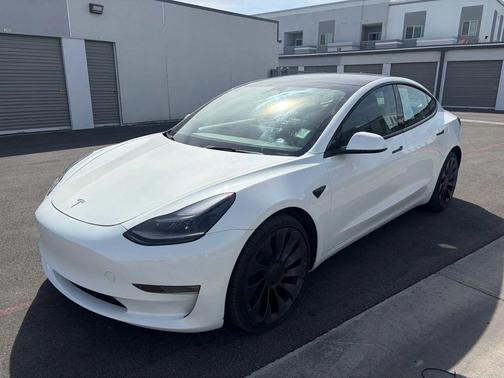 2023 Tesla Model 3 Performance