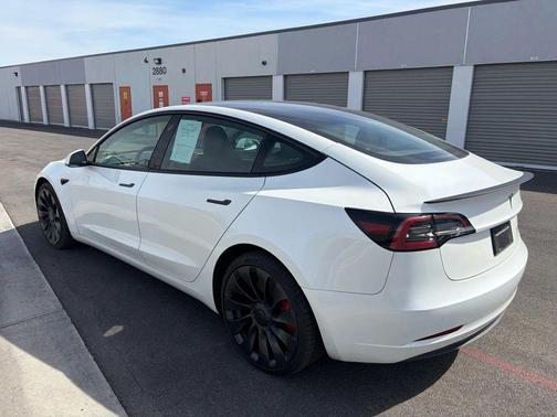 2023 Tesla Model 3 Performance