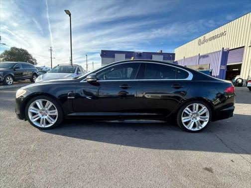 2010 Jaguar XF R