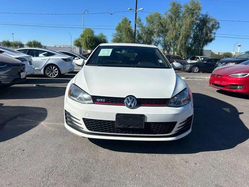 2017 Volkswagen Golf GTI 2.0T S 4-Door