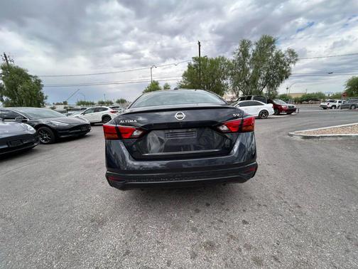 2021 Nissan Altima 2.5 SV