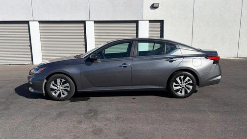 Gun Metallic 2019 Nissan Altima 2.5 S