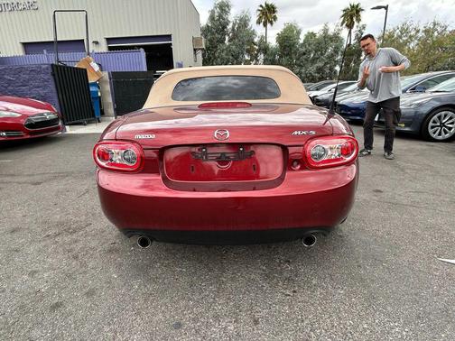 2009 Mazda MX-5 Miata Sport