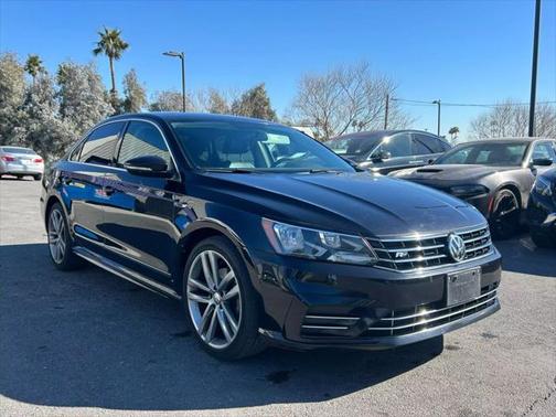 2017 Volkswagen Passat 1.8T R-Line w/Comfort