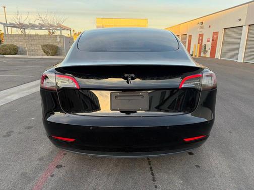 2022 Tesla Model 3 Performance
