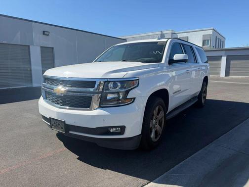 Summit White 2015 Chevrolet Suburban 1500 LT
