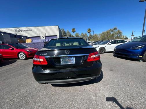 2011 Mercedes-Benz E-Class E 350 Sedan 4D
