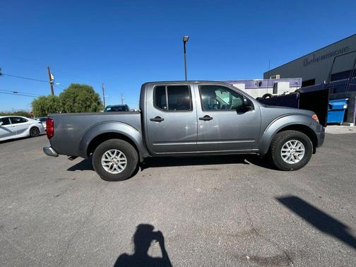 2017 Nissan Frontier SV