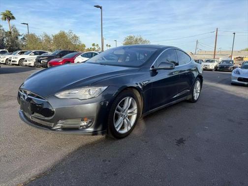 2015 Tesla Model S 85