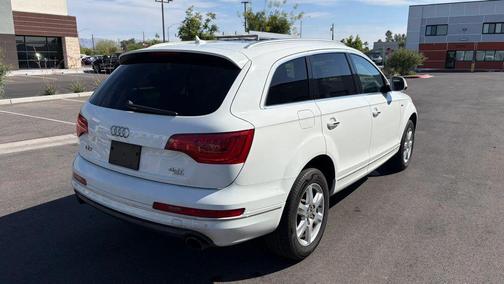 Carrara White 2015 Audi Q7 3.0T Premium