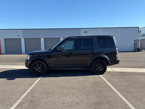 2014 Land Rover LR4 Base