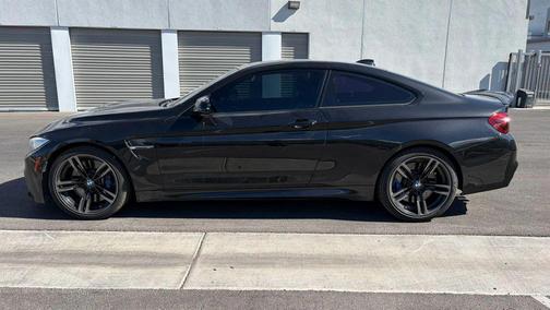Black Sapphire Metallic 2016 BMW M4 Base