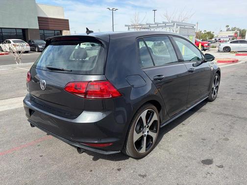 2016 Volkswagen Golf GTI 2.0T S 4-Door