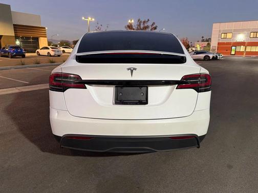 2022 Tesla Model X Dual Motor All-Wheel Drive