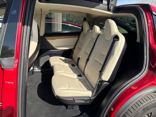 2018 Tesla Model X 75D