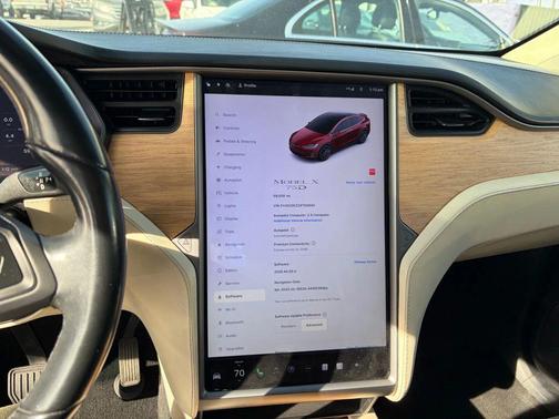 2018 Tesla Model X 75D