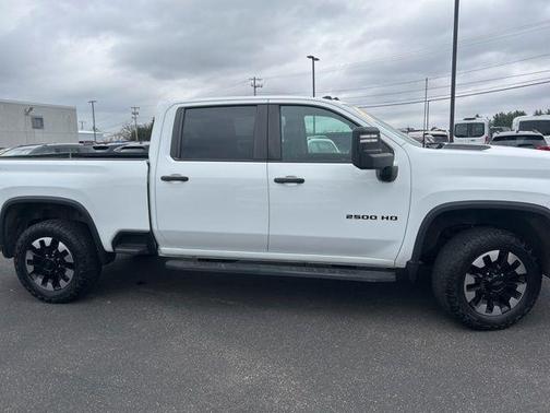 2020 Chevrolet Silverado 2500 Custom