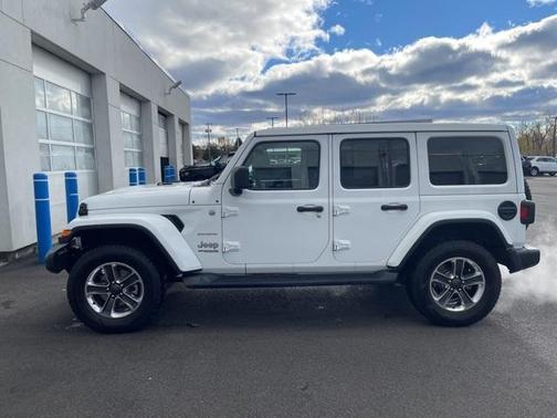 2020 Jeep Wrangler Unlimited Sahara