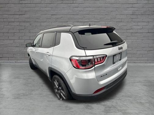 Silver Zynith 2026 Jeep Compass Limited