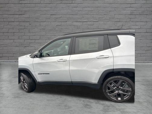 Silver Zynith 2026 Jeep Compass Limited