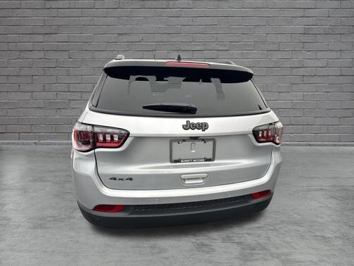 Silver Zynith 2026 Jeep Compass Limited