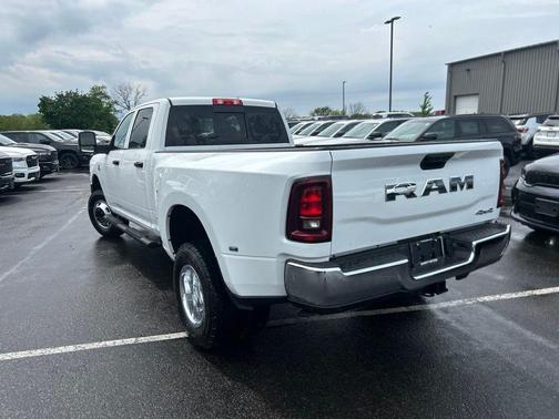 Bright White Clearcoat 2026 RAM 3500 Tradesman