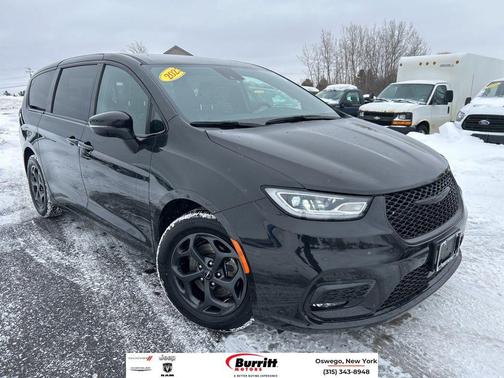 2023 Chrysler Pacifica Hybrid Touring L