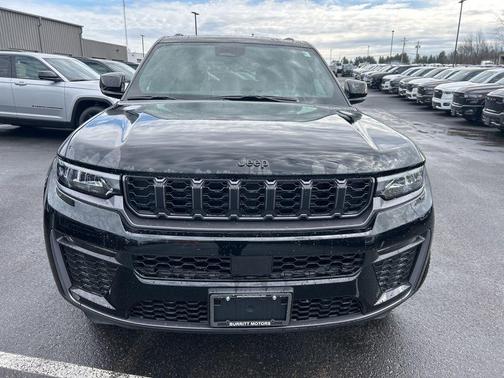 Diamond Black 2026 Jeep Grand Cherokee Limited