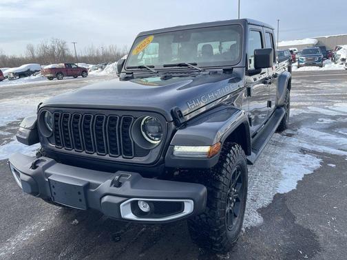 2025 Jeep Gladiator Sport