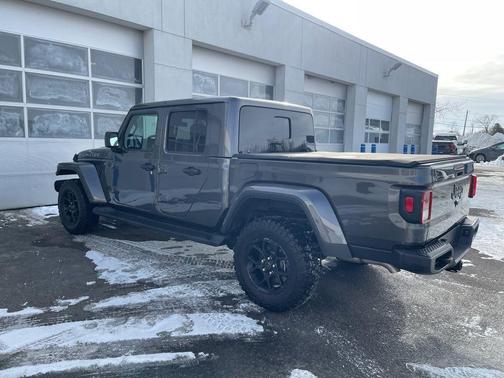 2025 Jeep Gladiator Sport