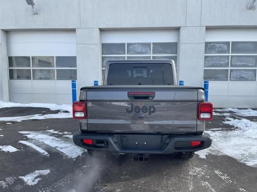 2025 Jeep Gladiator Sport