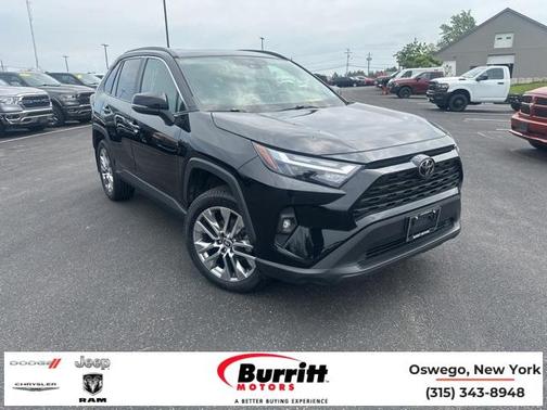 2022 Toyota RAV4 XLE Premium
