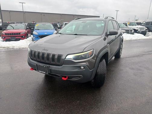 2019 Jeep Cherokee Trailhawk
