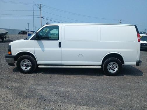 2023 GMC Savana 2500 Work Van