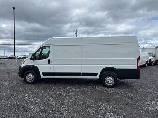 Bright White Clearcoat 2025 RAM ProMaster 3500 High Roof