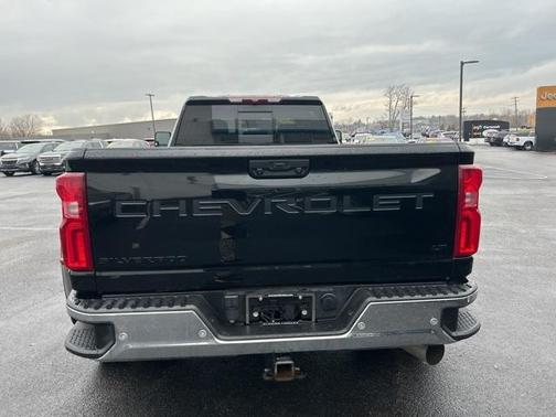 2025 Chevrolet Silverado 3500 LT