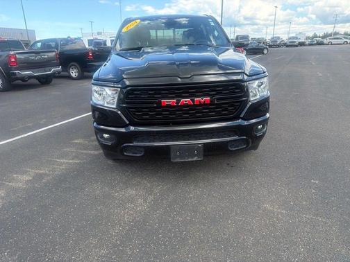 Diamond Black 2024 RAM 1500 Big Horn/Lone Star