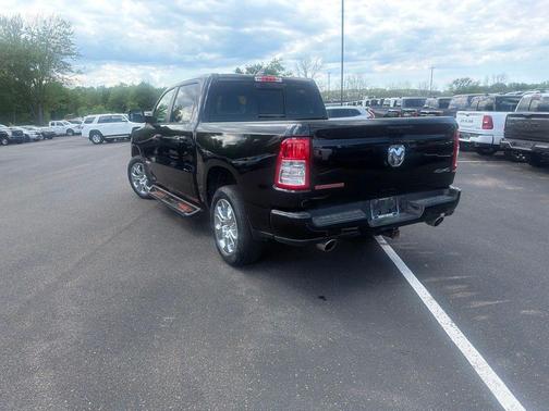 Diamond Black 2024 RAM 1500 Big Horn/Lone Star