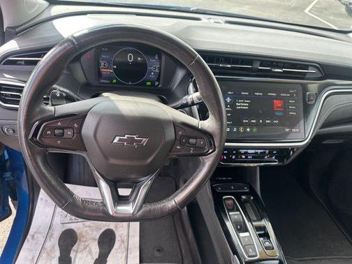 2022 Chevrolet Bolt EUV LT