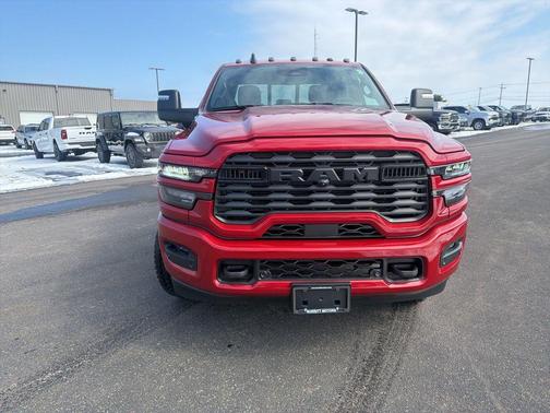 Molten Red Pearlcoat 2026 RAM 3500 Big Horn