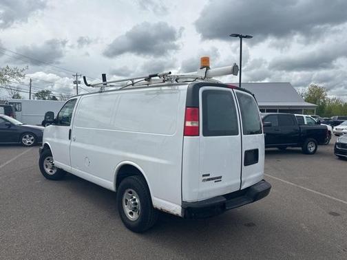 2011 Chevrolet Express 2500 Work Van