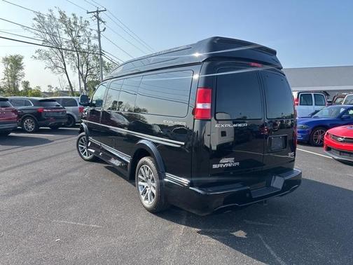 2021 GMC Savana 2500 Work Van