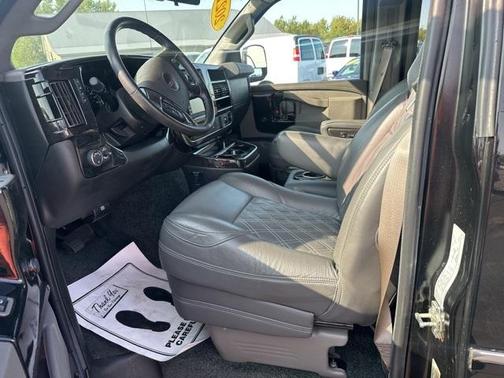2021 GMC Savana 2500 Work Van