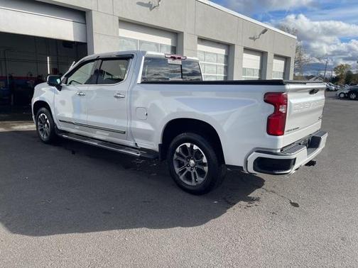 2022 Chevrolet Silverado 1500 High Country
