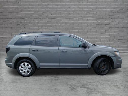Destroyer Gray Clearcoat 2019 Dodge Journey SE Value Package
