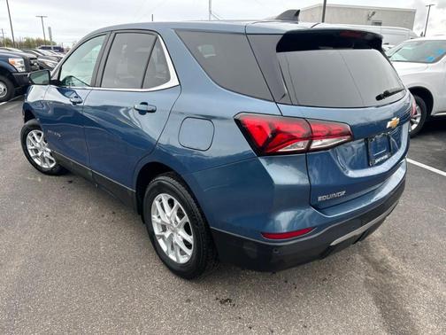 Lakeshore Blue Metallic 2024 Chevrolet Equinox LT