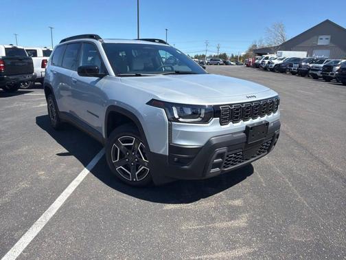 Silver Zynith Clearcoat 2026 Jeep Cherokee LAREDO/LIMITED