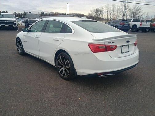 2021 Chevrolet Malibu RS